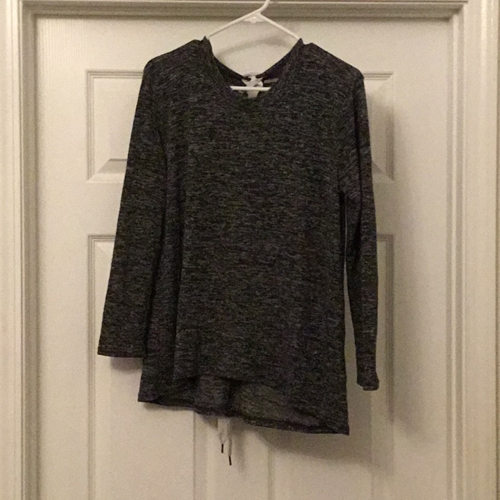 Sweater that ties in the back